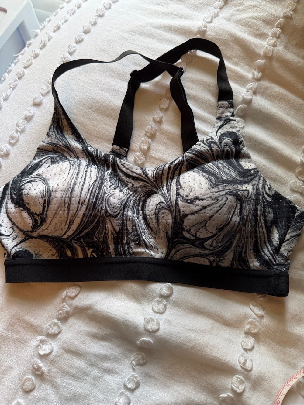 Marble-Print Wireless Sports Bralette — Black & White